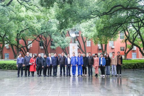 全省第一!湖南师大附中数学竞赛组2名学生入选清华丘成桐领军计划!